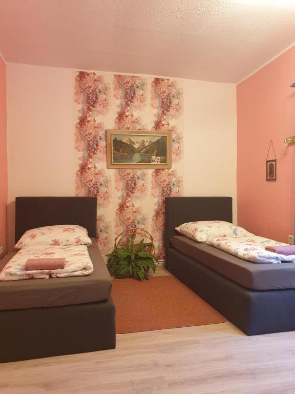 Ferienwohnungen Lemberg Hagen  Exteriör bild